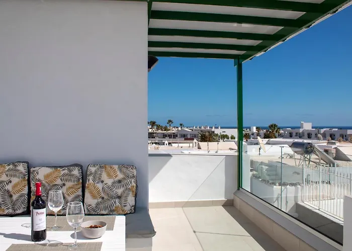 Sea&sky - Spectacular 180 Degree Ocean Views * Puerto del Carmen (Lanzarote)